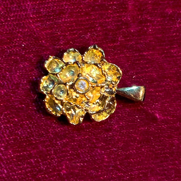 Gold Plated Flower W/ Diamond Acc Pendant Jewelry - Picture 1 of 3